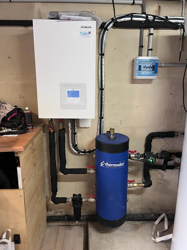 Pompe à chaleur air eau Groupe intérieur
