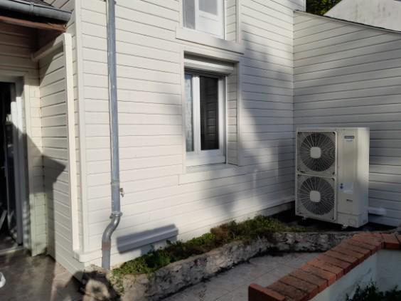 Installation d’une pompe à chaleur air/eau à Saint Jean de la Ruelle 45140